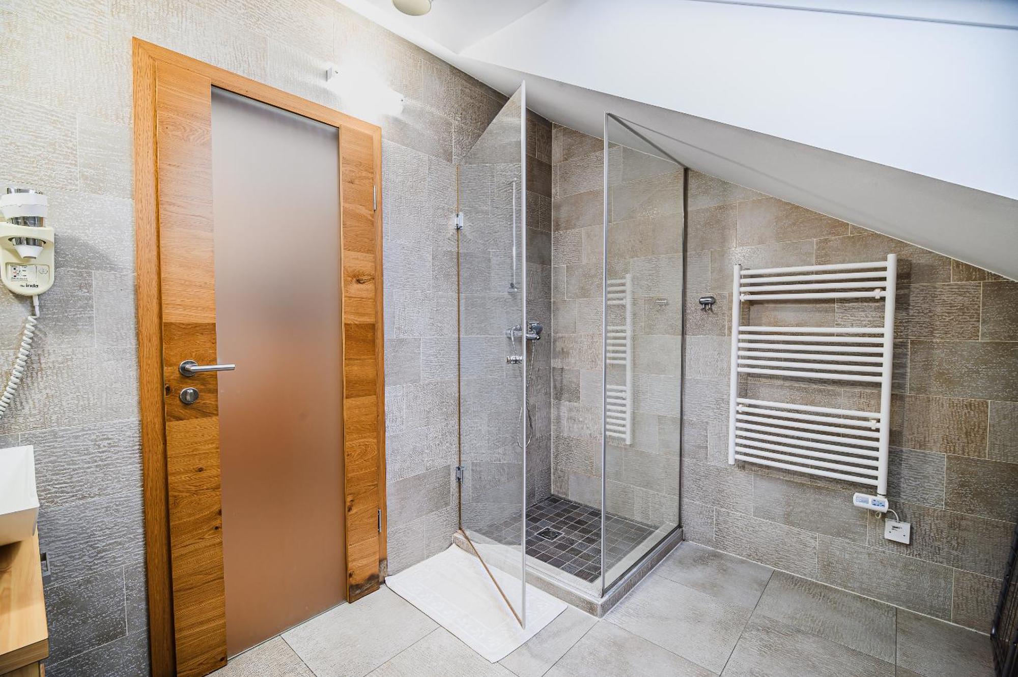 Apartments Maleric With Indoor Pool And Wellness Dragatuš Zimmer foto