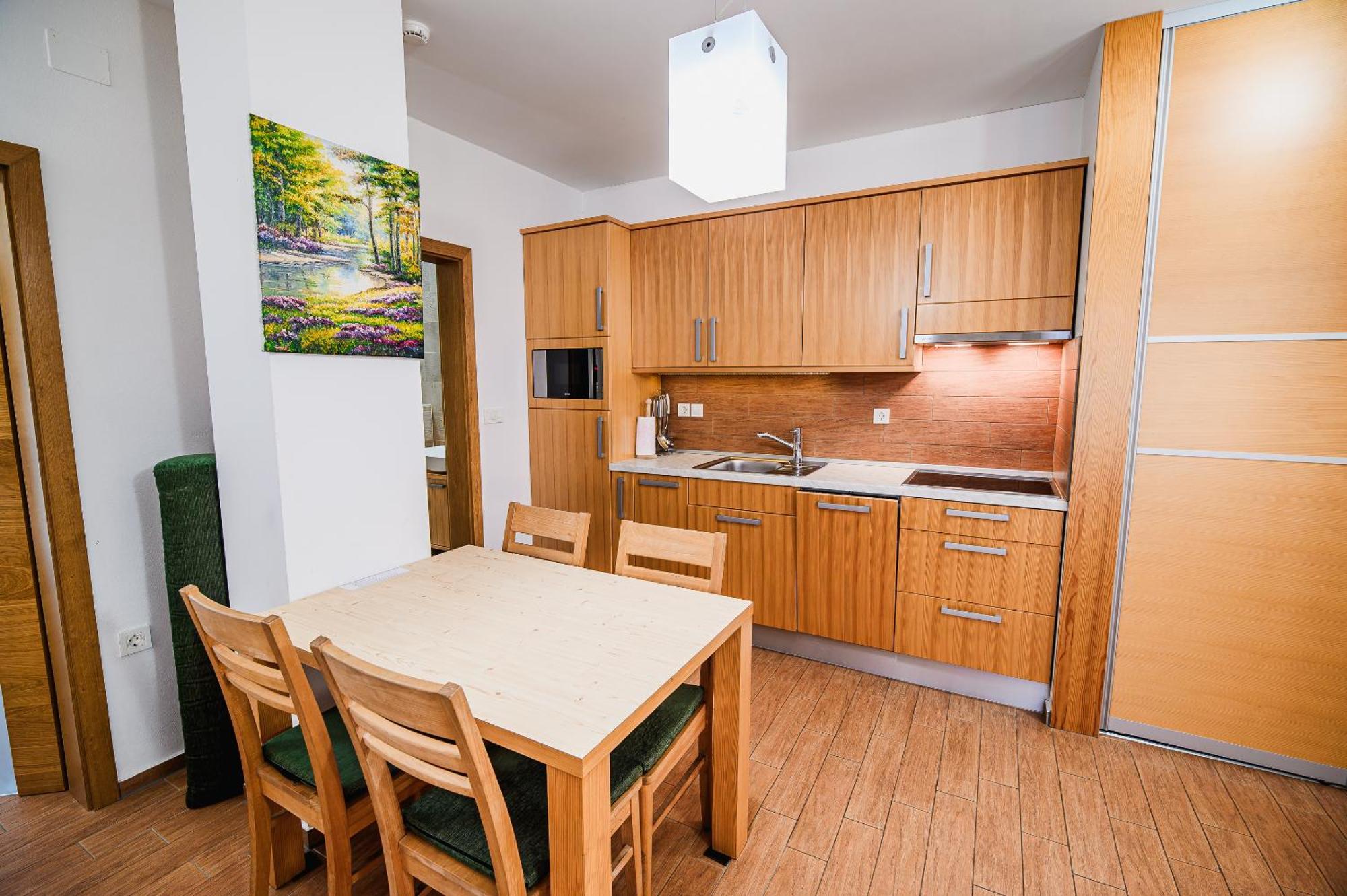 Apartments Maleric With Indoor Pool And Wellness Dragatuš Exterior foto