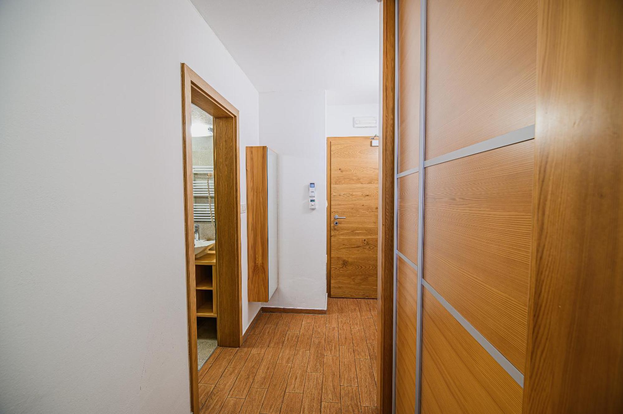 Apartments Maleric With Indoor Pool And Wellness Dragatuš Zimmer foto