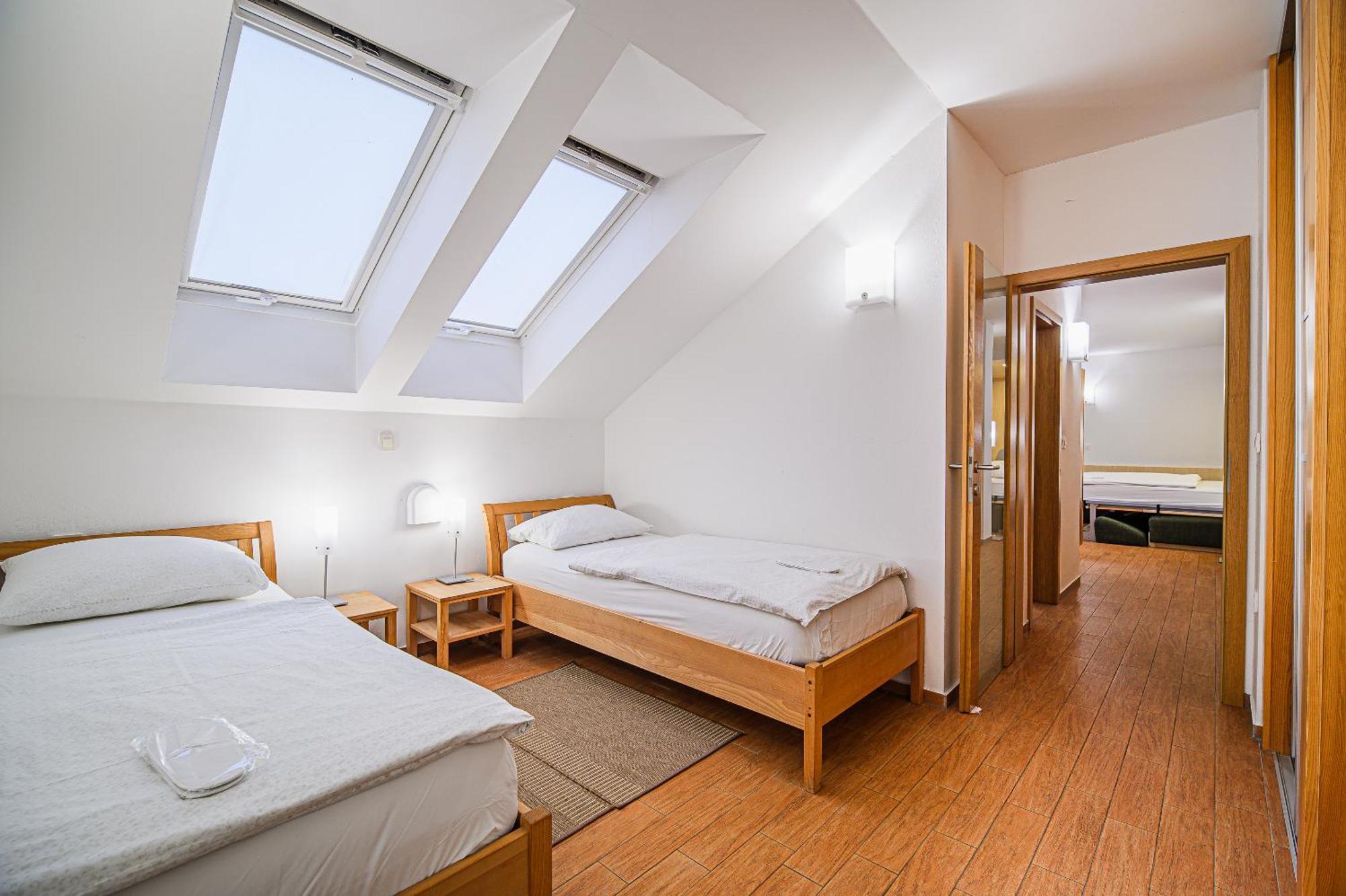 Apartments Maleric With Indoor Pool And Wellness Dragatuš Zimmer foto
