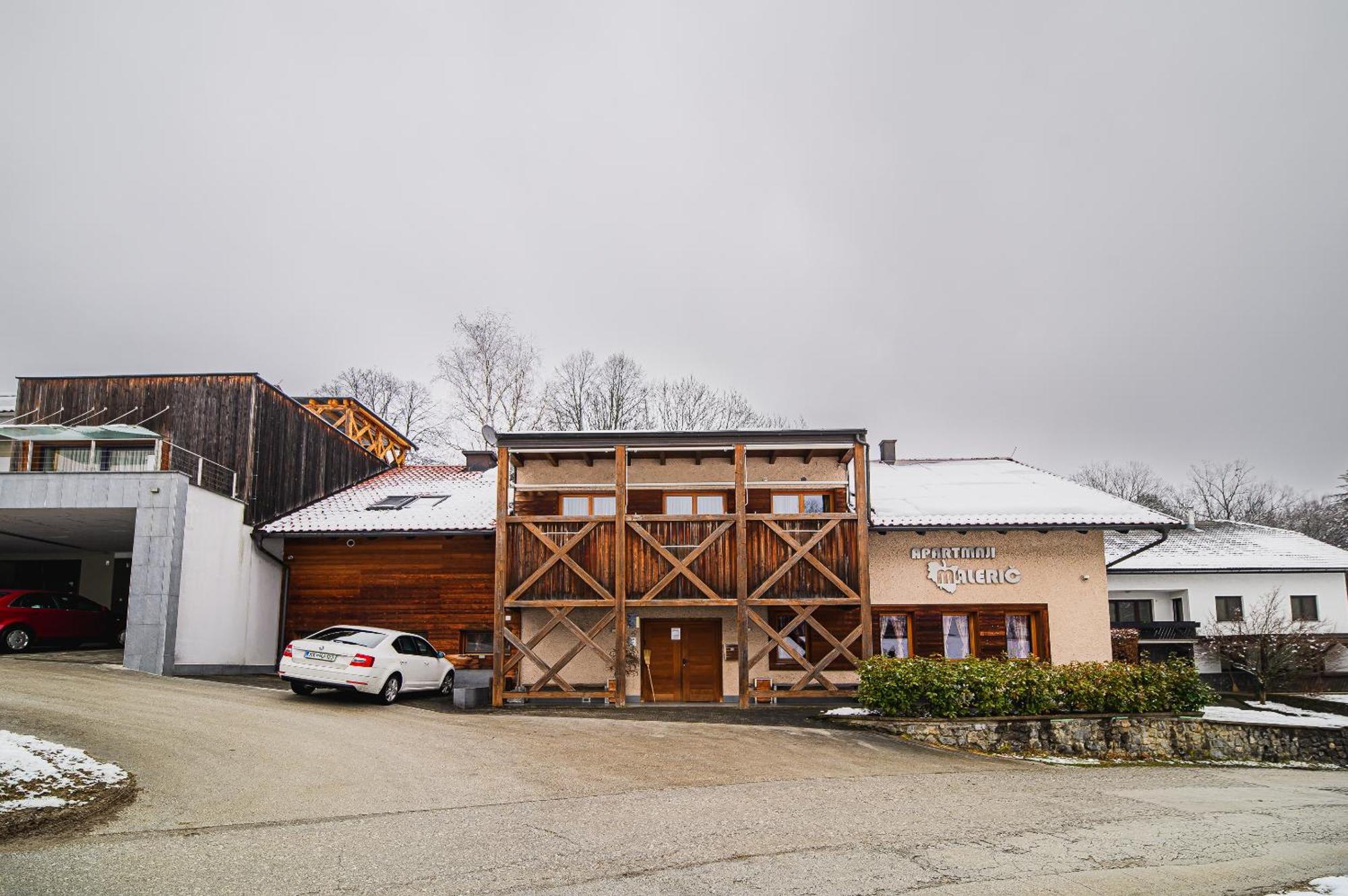 Apartments Maleric With Indoor Pool And Wellness Dragatuš Exterior foto