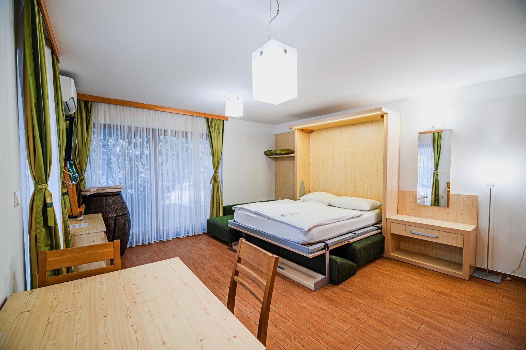 Apartments Maleric With Indoor Pool And Wellness Dragatuš Zimmer foto